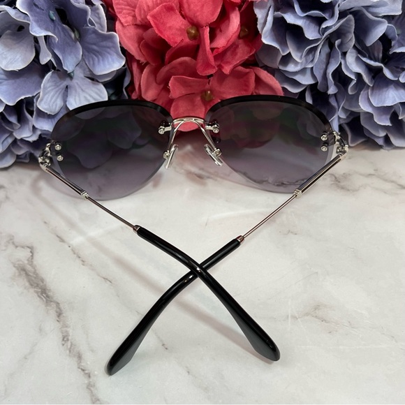 KINGSEVEN Retro Purple Gradient Rimless Teardrop Sunglasses - Picture 11 of 16